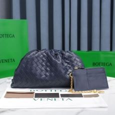 Bottega Veneta Pouch Clutch Bags